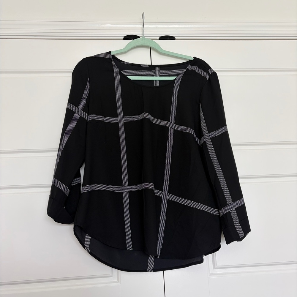 Black and Gray Women's Top